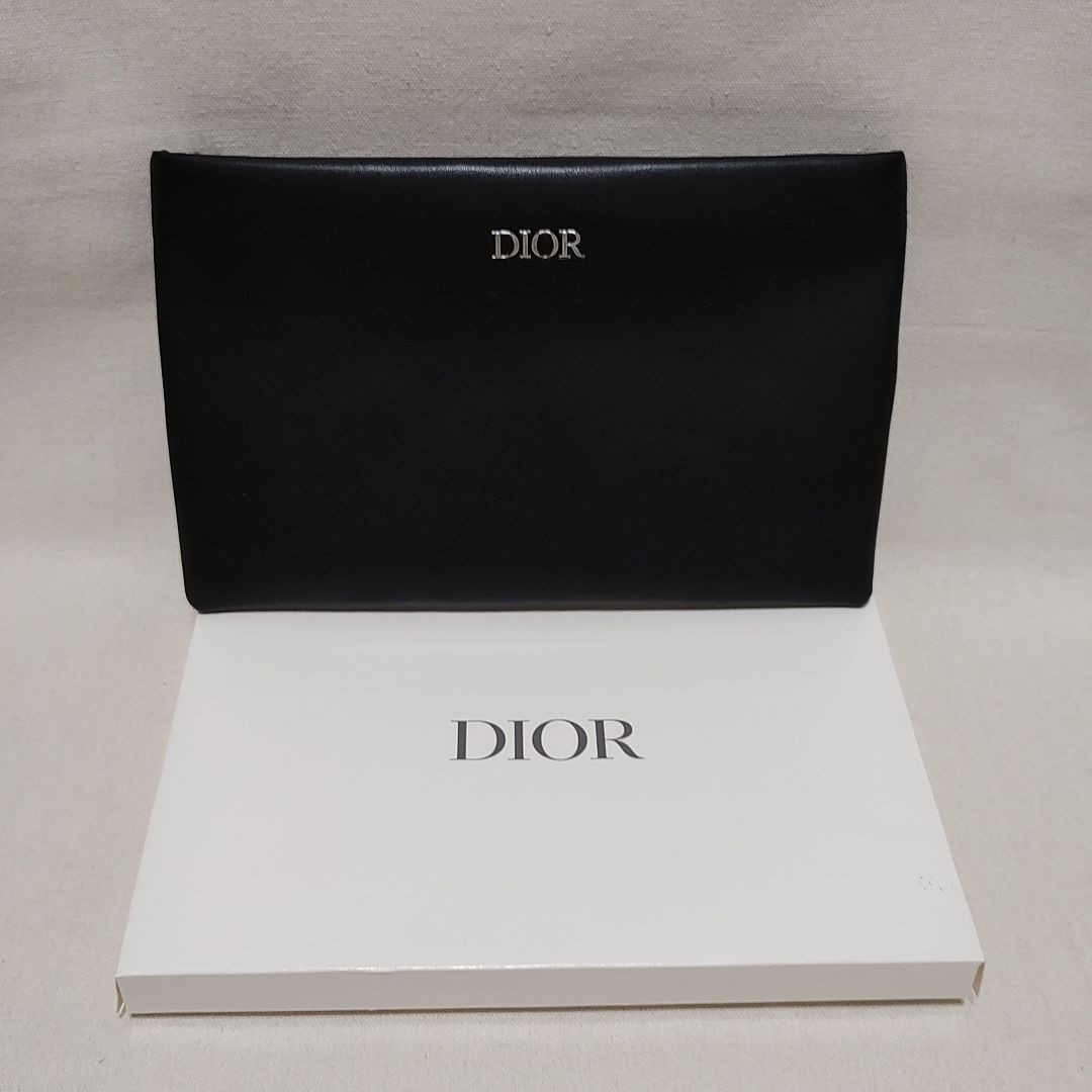 Christian Dior(クリスチャンディオール)の新品ディオール Dior ノベルティ ポーチ 千鳥格子  ブラック レディースのファッション小物(ポーチ)の商品写真