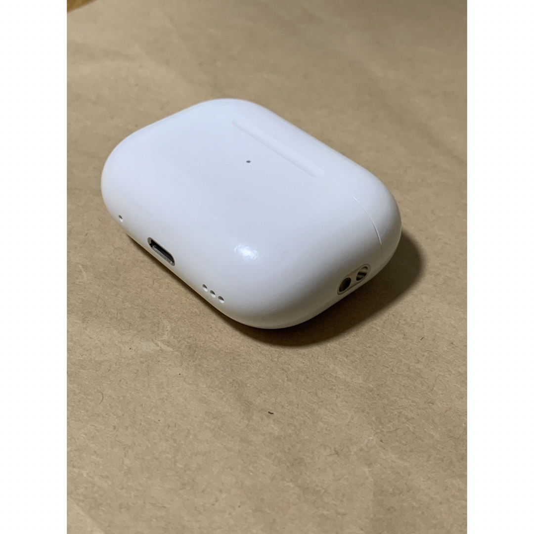 Apple - AirPods Pro第2世代 充電器ケース MQD83J/A A2700_11の通販 by