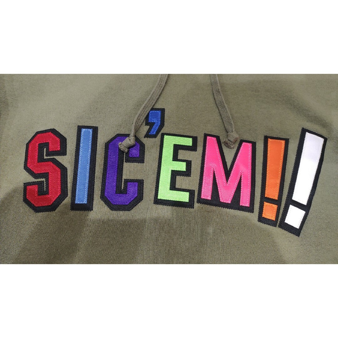 Supreme(シュプリーム)のSupreme wtaps Sic´em! Hooded Sweatshirt メンズのトップス(パーカー)の商品写真