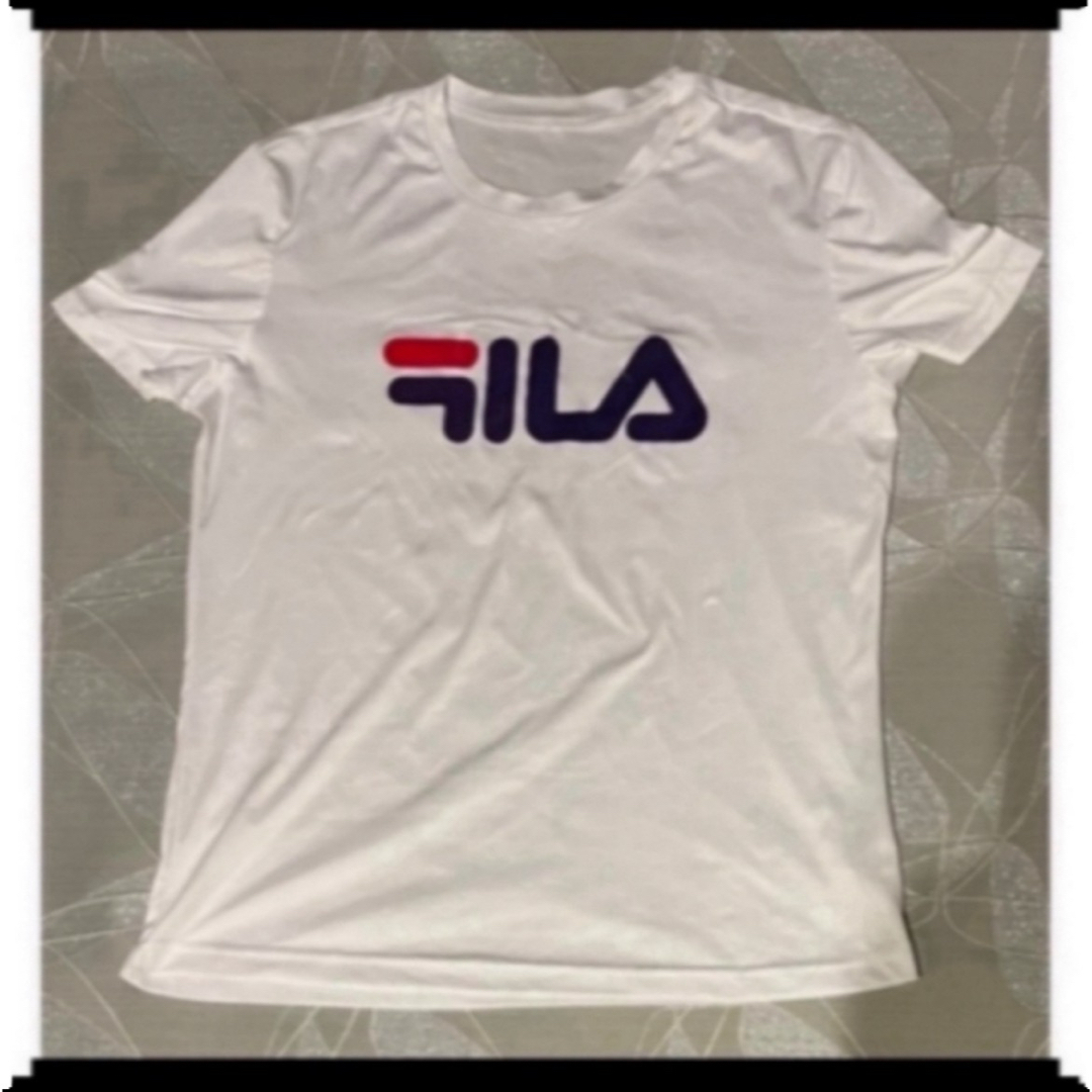 FILA(フィラ)のFILA の白Tシャツ　XL レディースのトップス(Tシャツ(半袖/袖なし))の商品写真