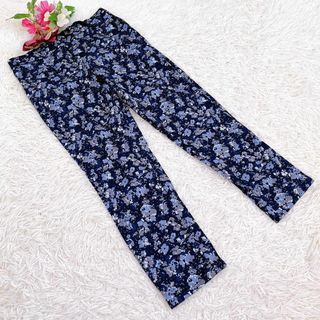 ユニクロ(UNIQLO)の美品❤️ユニクロ【UNIQLO】花柄レギンス カジュアルパンツ ストレッチパンツ(レギンス/スパッツ)