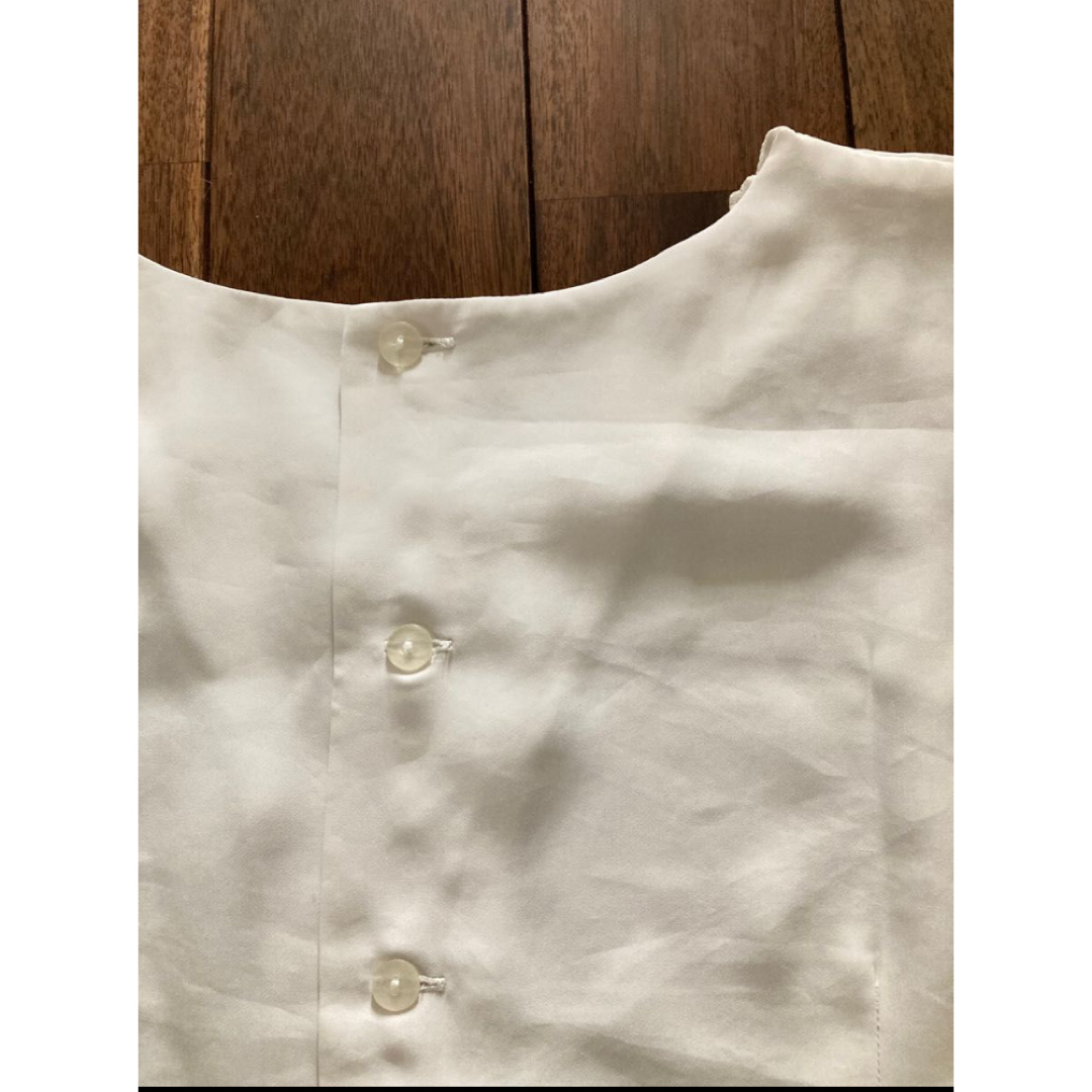 フラワーカットブラウス レディースのトップス(シャツ/ブラウス(半袖/袖なし))の商品写真