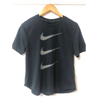 ナイキ(NIKE)のNIKE 三連ロゴ　tシャツ  M(Tシャツ(半袖/袖なし))