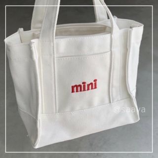 キャンバス mini トートバッグ 肩掛け 斜めがけ 白 新品未使用 美品 英字(ショルダーバッグ)