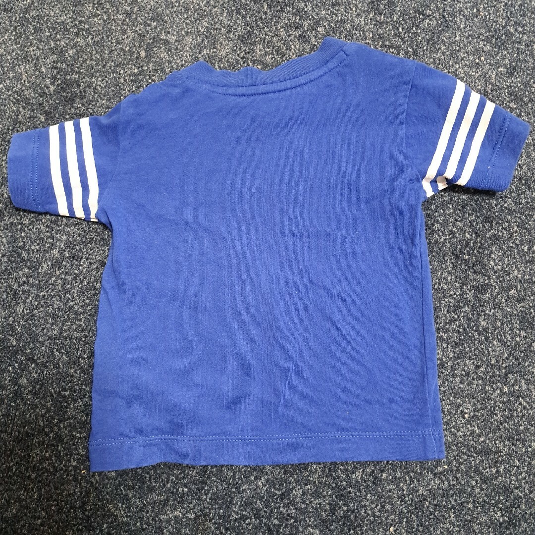 adidas(アディダス)のadidas　Tシャツ キッズ/ベビー/マタニティのベビー服(~85cm)(Ｔシャツ)の商品写真