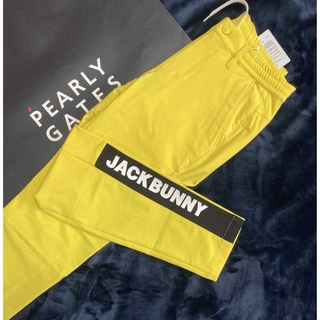 ジャックバニー(JACK BUNNY!!)の新品 パーリーゲイツ ジャックバニー ロゴテープ ストレッチパンツ(4)M/黄(ウエア)