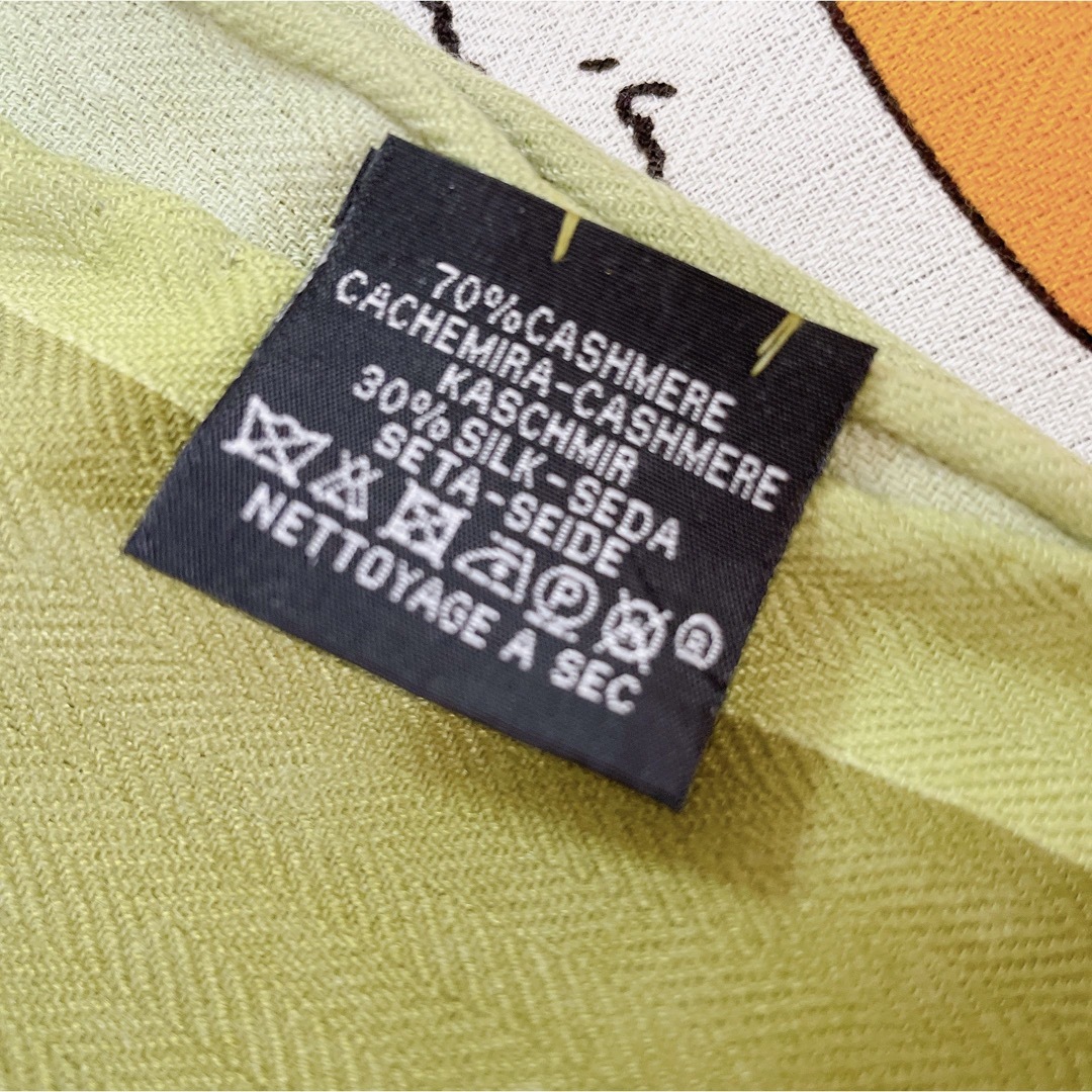ラスト2点　No.10  大判スカーフ　ストール レディースのファッション小物(ストール/パシュミナ)の商品写真