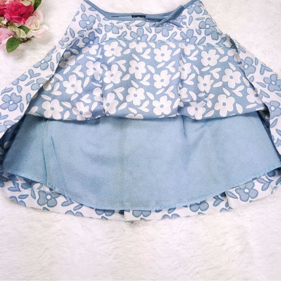 M'S GRACY(エムズグレイシー)の美品　エムズグレイシー　フレアスカート　花柄　リボン　マーガレット　ブルー　36 レディースのスカート(ひざ丈スカート)の商品写真