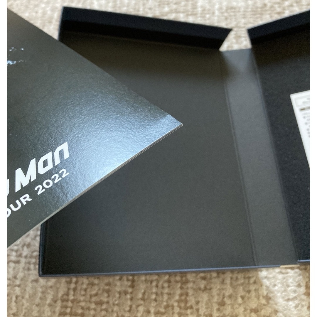 Snow Man(スノーマン)のSnow　Man　LIVE　TOUR　2022　Labo．（初回盤） Blu-r エンタメ/ホビーのDVD/ブルーレイ(ミュージック)の商品写真