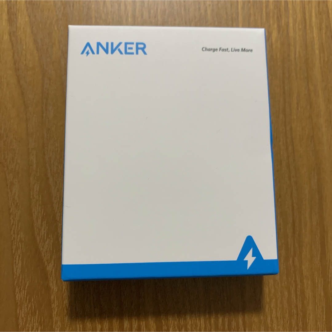 Anker(アンカー)の【4/21迄SALE】Anker USB Type C ケーブル0.9m 白  スマホ/家電/カメラのスマートフォン/携帯電話(その他)の商品写真