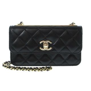 シャネル(CHANEL)のCHANEL(シャネル) ショルダーバッグ レディース美品  マトラッセ/フラップ フォン ケース 黒 チェーンショルダー/ゴールド金具/ターンロック ラムスキン(ショルダーバッグ)