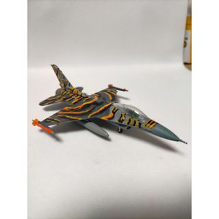 エフトイズコンフェクト(F-toys Confect)の1/144 F-16C シークレット 米空軍 第140航空団 タイガーミート(模型/プラモデル)