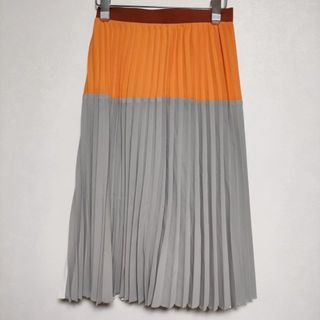 グラフペーパー(Graphpaper)のGraphpaper 新品 Satin Block Pleats Skirt GL203-40005 定価28600円 スカート オレンジ ホワイト レディース グラフペーパー【中古】4-0324M∞(その他)