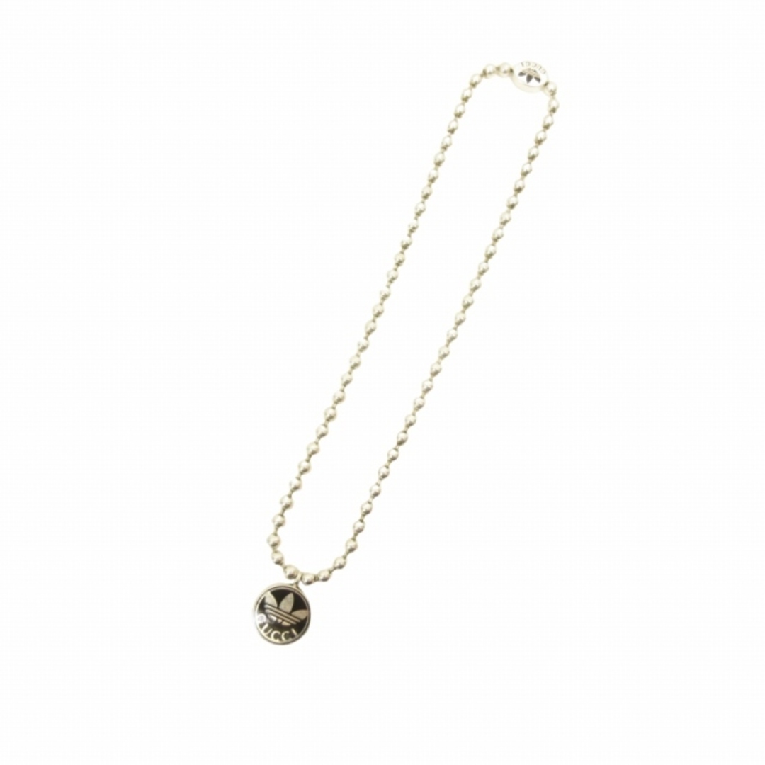 Gucci(グッチ)のグッチ GUCCI × アディダス ロゴ ネックレス ペンダント アクセサリー メンズのアクセサリー(ネックレス)の商品写真