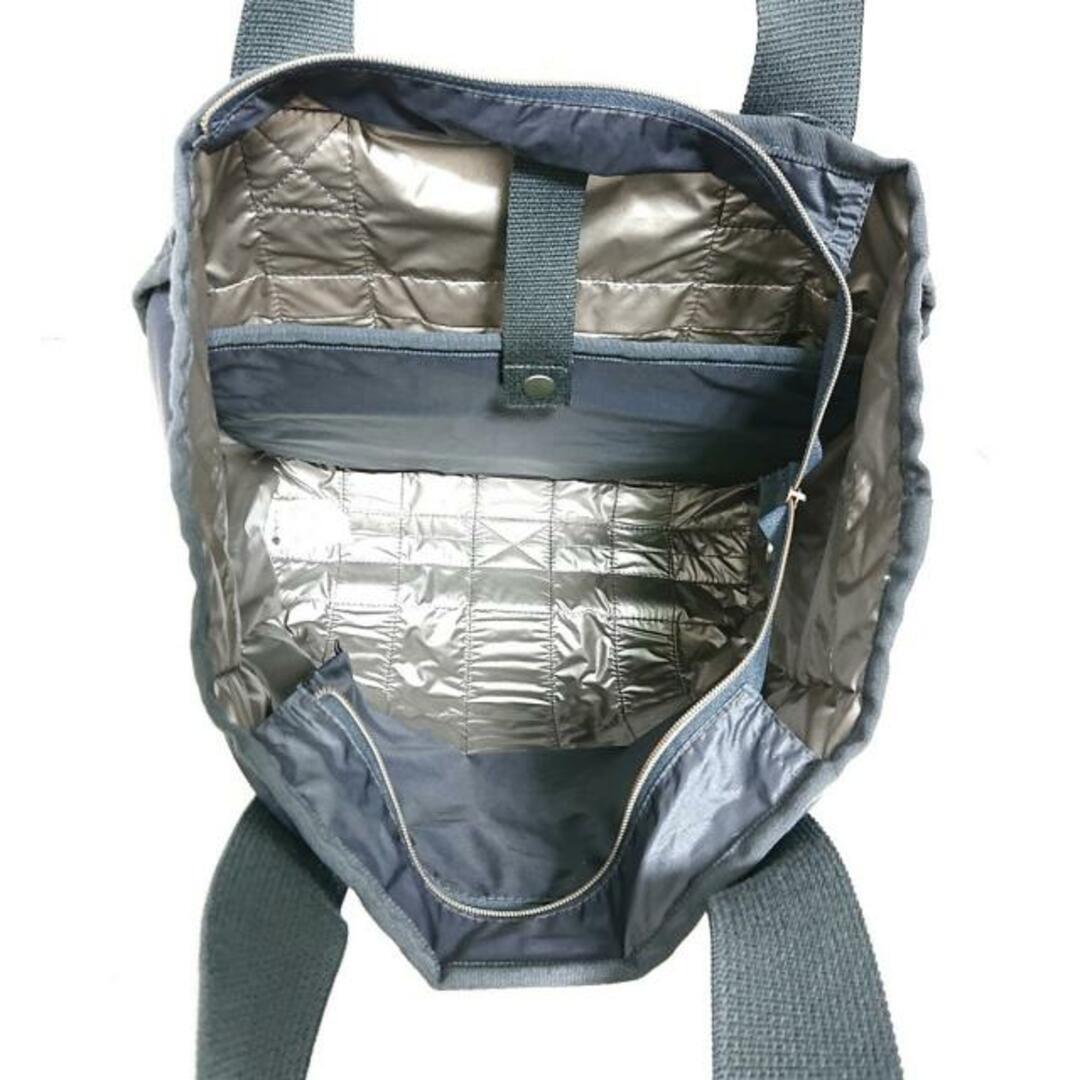LeSportsac(レスポートサック)のLESPORTSAC(レスポートサック) ショルダーバッグ - ダークグレー 化学繊維 レディースのバッグ(ショルダーバッグ)の商品写真