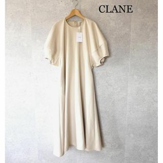 クラネ(CLANE)の新品 クラネ テントライン スリーブフレアワンピース ロング丈 アイボリー 2(ロングワンピース/マキシワンピース)