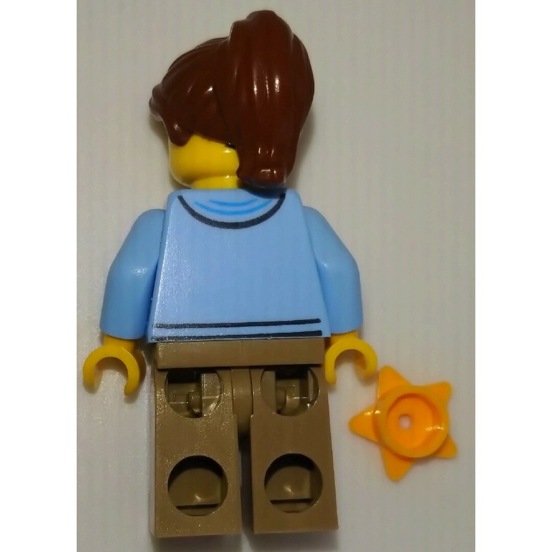 Lego(レゴ)のレゴミニフィグ　星のパーツを持った女性 キッズ/ベビー/マタニティのおもちゃ(知育玩具)の商品写真