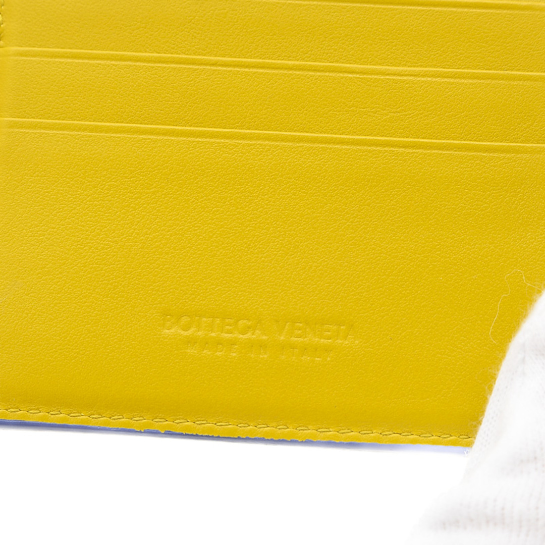 Bottega Veneta(ボッテガヴェネタ)のボッテガヴェネタ カセット マキシイントレチャート コンパクト 二つ折り財布 カ レディースのファッション小物(財布)の商品写真