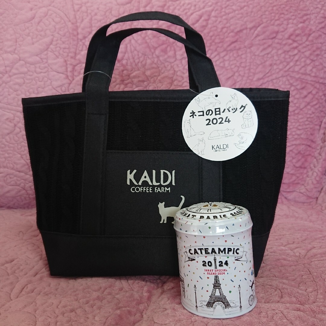 KALDI(カルディ)のカルディー ネコの日バッグと紅茶 レディースのバッグ(トートバッグ)の商品写真