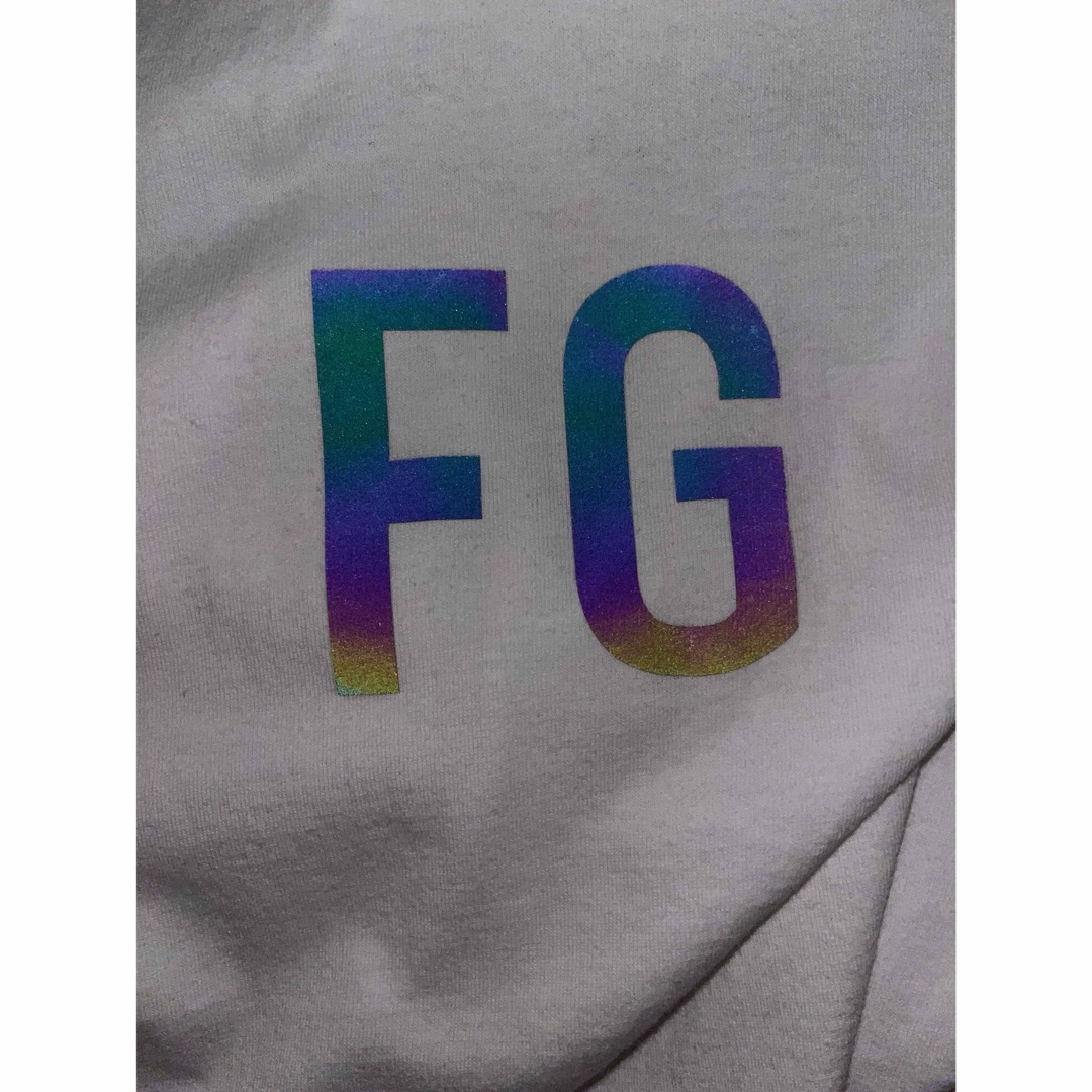 FEAR OF GOD(フィアオブゴッド)のFEAR OF GOD  FG ロゴ　Tシャツ メンズのトップス(Tシャツ/カットソー(半袖/袖なし))の商品写真