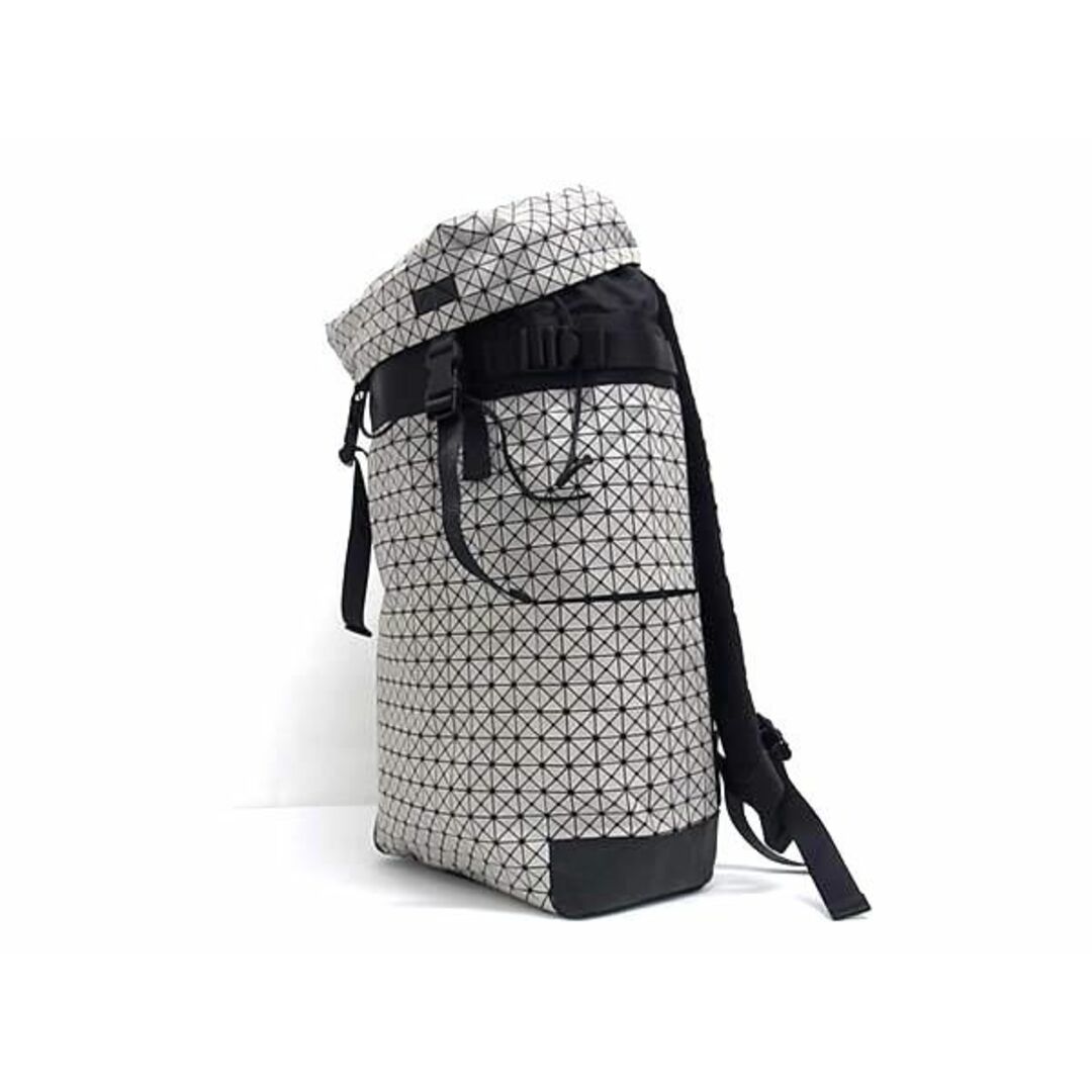 ISSEY MIYAKE(イッセイミヤケ)の■美品■ BAO BAO ISSEY MIYAKE バオバオイッセイミヤケ ハイカー PVC リュックサック バックパック デイパック ライトグレー系 AW3534 レディースのバッグ(リュック/バックパック)の商品写真