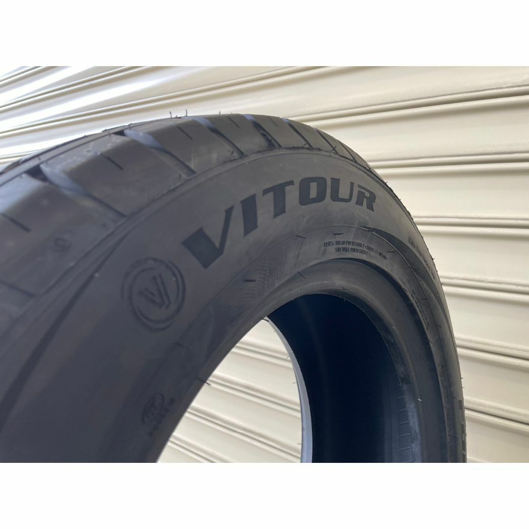 225/60R17 新品未使用 タイヤ 4本セット 送料無料！17インチ 自動車/バイクの自動車(タイヤ)の商品写真