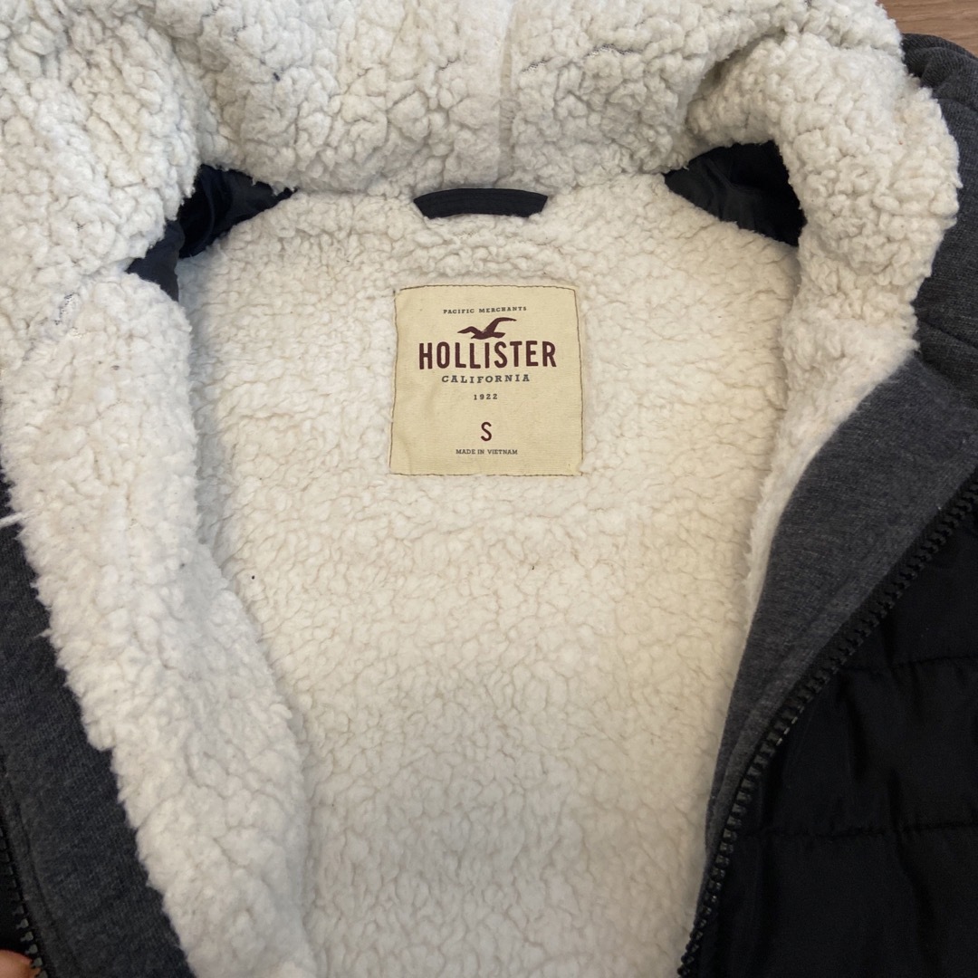 Hollister(ホリスター)のホリスター♡ゴアベスト レディースのジャケット/アウター(ダウンベスト)の商品写真