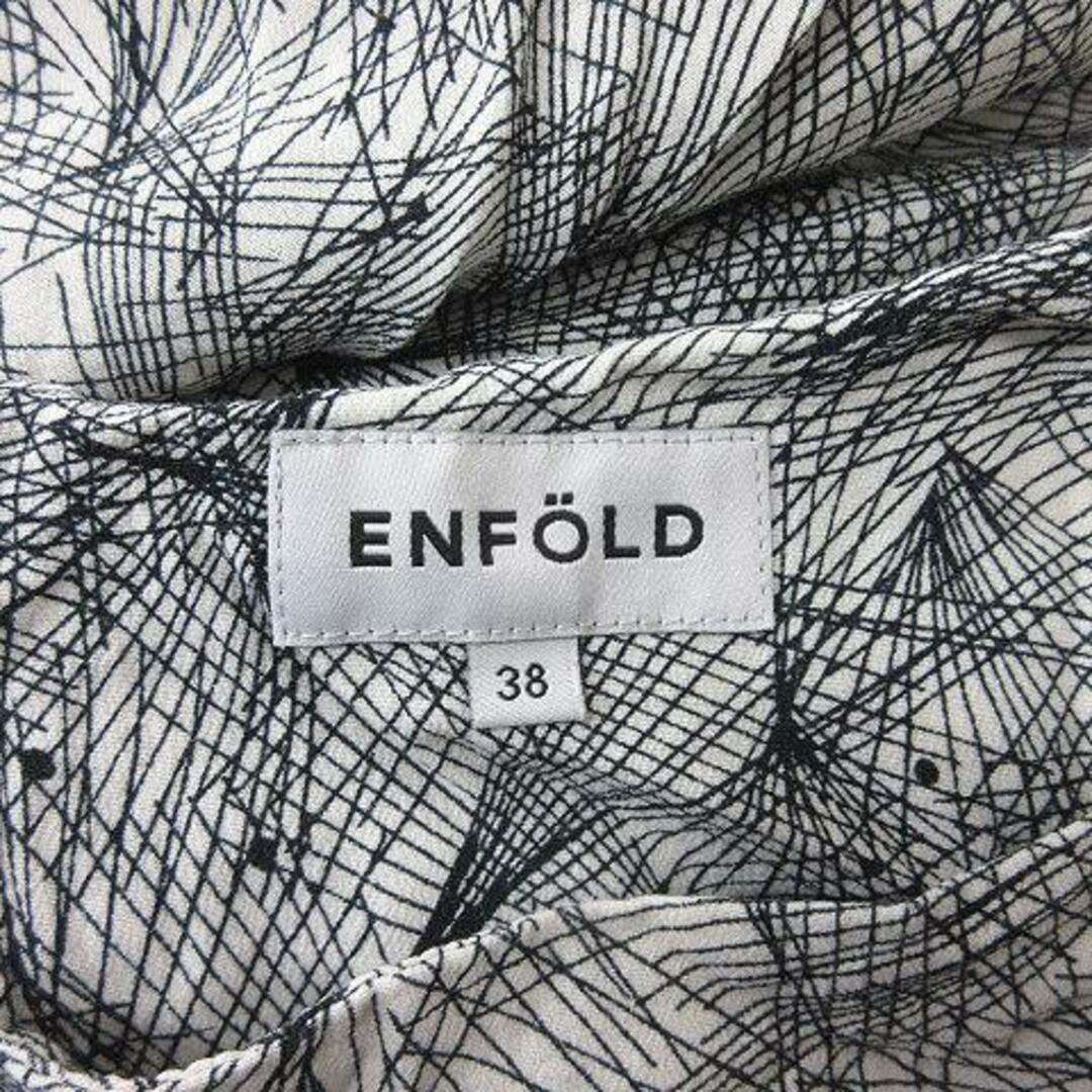 ENFOLD(エンフォルド)のエンフォルド  ブラウス ノースリーブ 総柄 38 白 ホワイト 黒 ブラック レディースのトップス(シャツ/ブラウス(半袖/袖なし))の商品写真