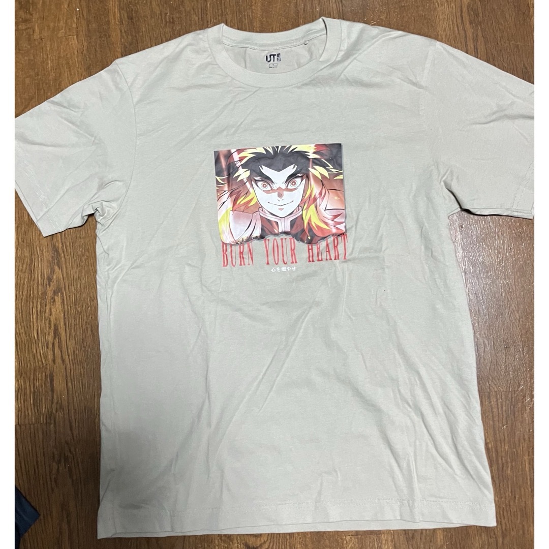 UNIQLO(ユニクロ)のユニクロ MANGA  UT  Tシャツ 鬼滅の刃   ★『心を燃やせ』★M メンズのトップス(Tシャツ/カットソー(半袖/袖なし))の商品写真