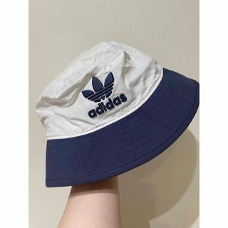 アディダス(adidas)のバケットハット　adidas(ハット)