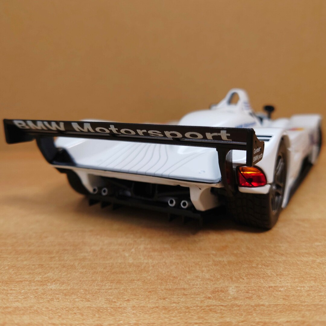 1/18 BMW V12 LMR ル・マン1999 DELL #15 GT 中古 エンタメ/ホビーのおもちゃ/ぬいぐるみ(ミニカー)の商品写真