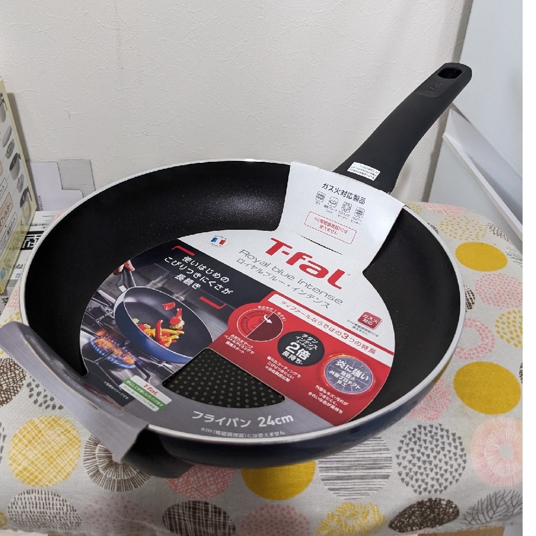 T-fal(ティファール)のT-fal♪ フライパン 24センチ インテリア/住まい/日用品のキッチン/食器(鍋/フライパン)の商品写真