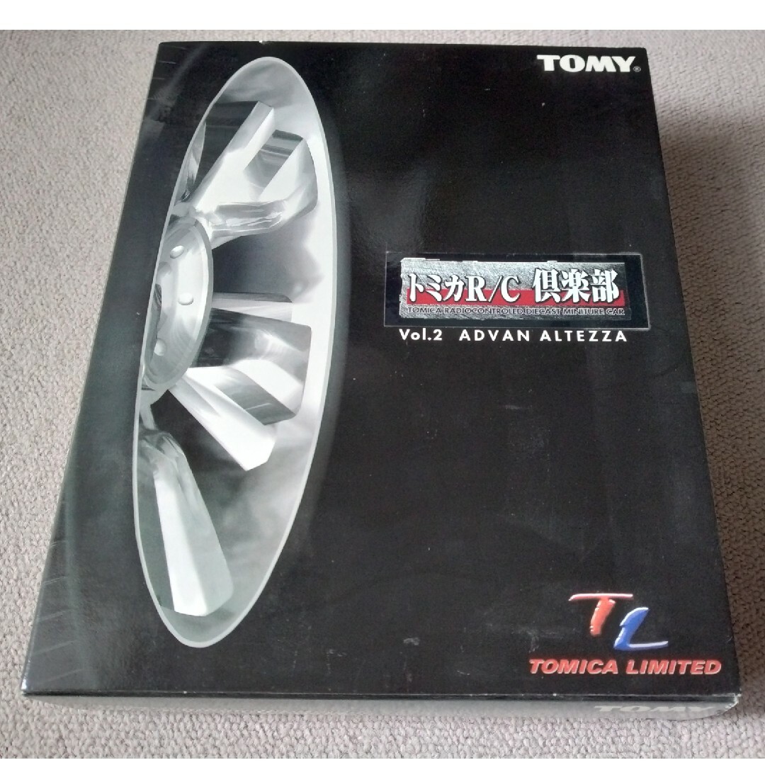 TOMMY(トミー)のトミカリミテッド R/C倶楽部 ADVAN ALTEZZA エンタメ/ホビーのおもちゃ/ぬいぐるみ(模型/プラモデル)の商品写真