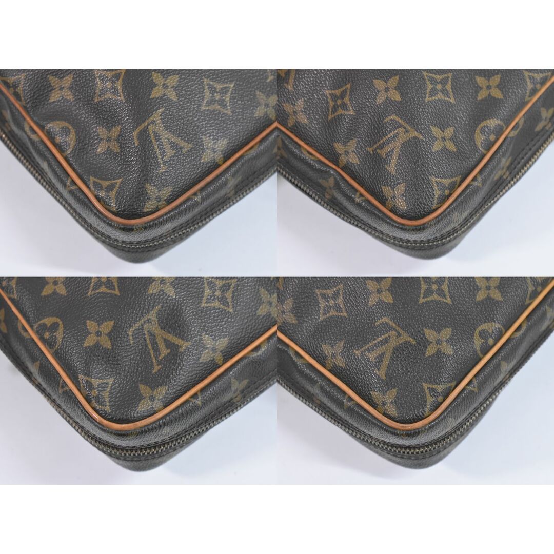 LOUIS VUITTON(ルイヴィトン)の本物 ルイヴィトン LOUIS VUITTON LV ポルトドキュマン ヴォワヤージュ モノグラム ビジネスバッグ ハンドバッグ ブラウン M53361 ビトン バッグ 中古	 メンズのバッグ(ビジネスバッグ)の商品写真