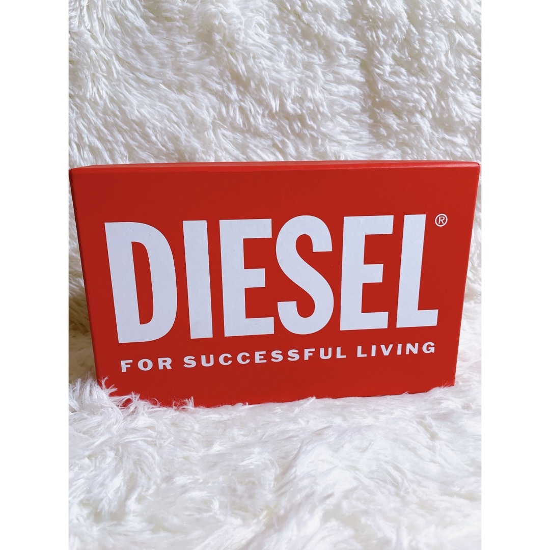 DIESEL(ディーゼル)の箱あり DIESEL ラウンドファスナー 長財布 Dロゴ X09015 メンズのファッション小物(長財布)の商品写真