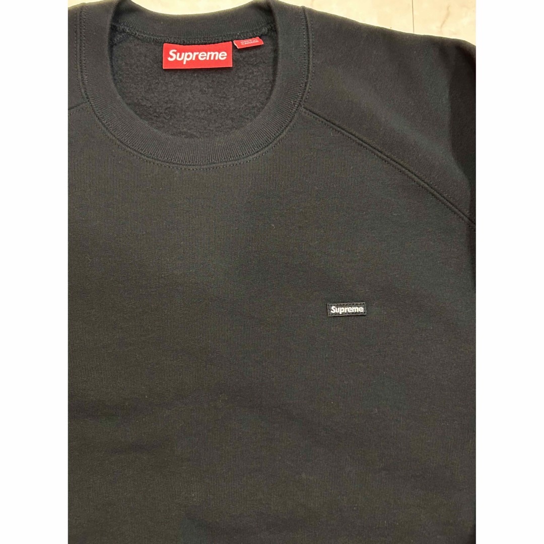 Supreme(シュプリーム)のSupreme Small Box Raglan Crewneck メンズのトップス(スウェット)の商品写真