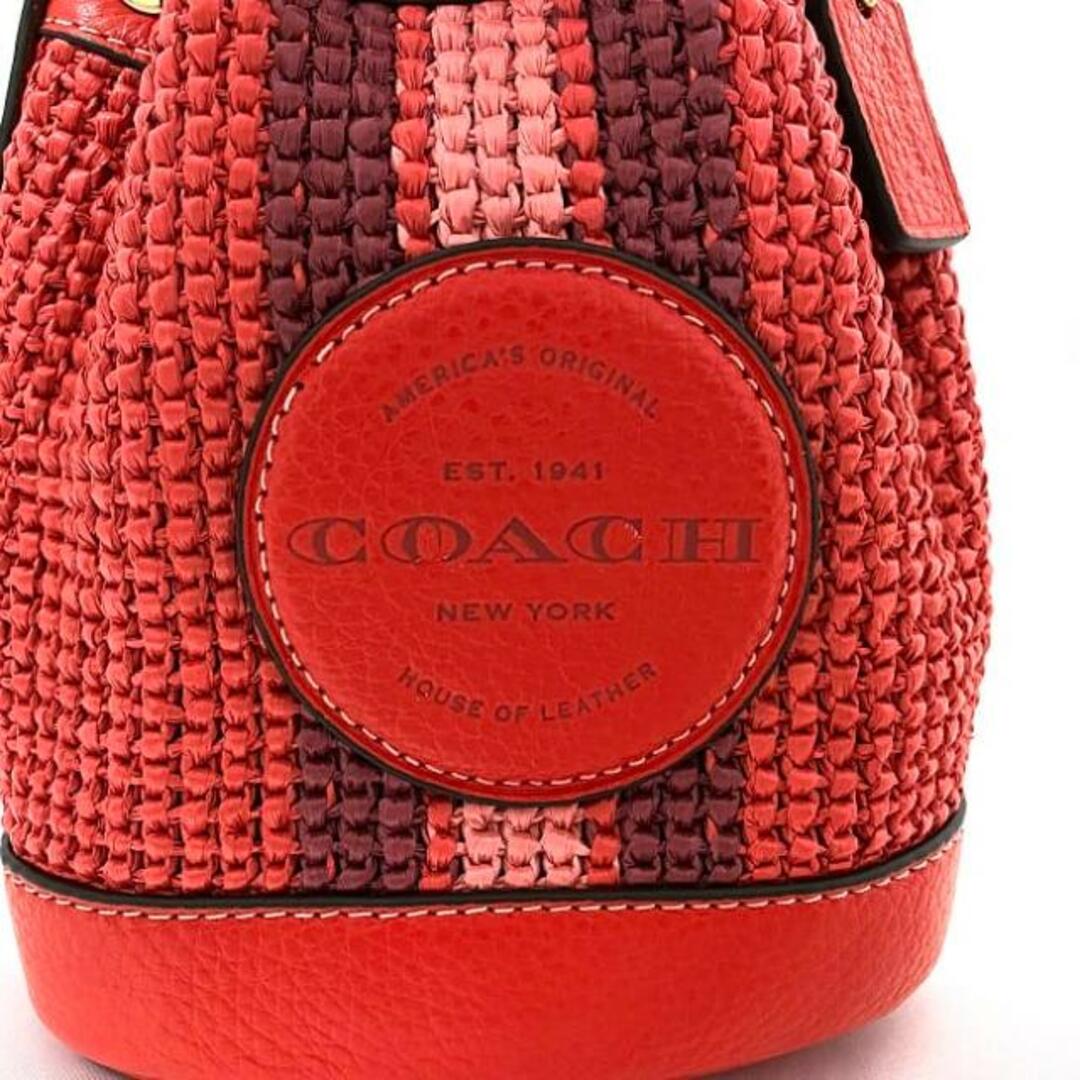 COACH(コーチ)のコーチ 巾着 2way バッグ レッド ゴールド デンプシー C9955 未使用 美品 レザー ストロー Sランク COACH 赤 ポシェット ショルダーバッグ ミニバッグ 肩掛け ミニバケット 編み込み ロゴ 人気 ゴールド金具 レディースのバッグ(ショルダーバッグ)の商品写真