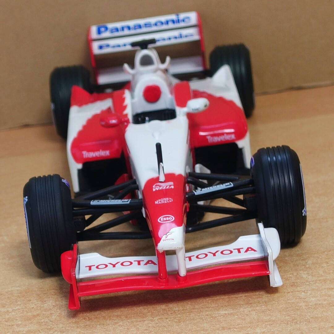 1/18 Panasonic TOYOTA Racing F1パナソニックトヨタ エンタメ/ホビーのおもちゃ/ぬいぐるみ(ミニカー)の商品写真