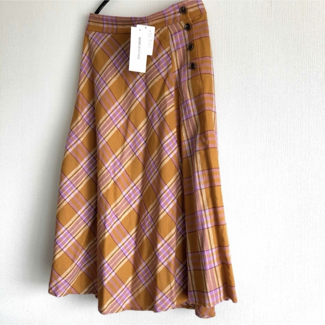 NATURAL BEAUTY BASIC(ナチュラルビューティーベーシック)の新品　ナチュラルビューティーベーシック　リネンスカート レディースのスカート(ひざ丈スカート)の商品写真