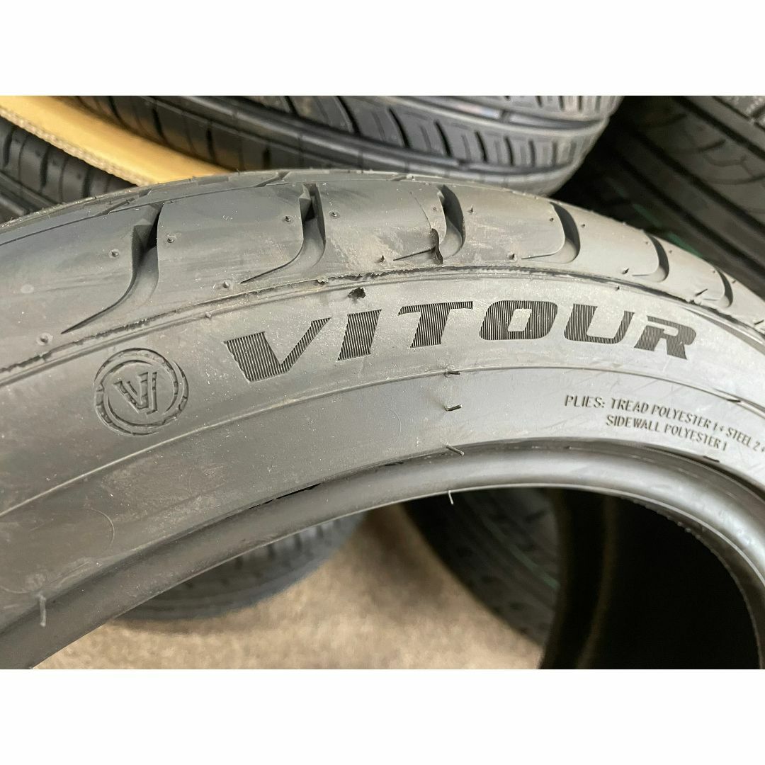 225/45R17 新品未使用 タイヤ 4本セット 送料無料！17インチ 自動車/バイクの自動車(タイヤ)の商品写真