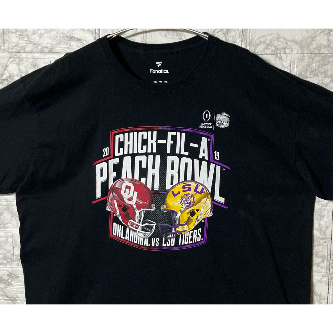 US古着2XLsize Fanatics PEACHBOWL ブラックTシャツ メンズのトップス(Tシャツ/カットソー(半袖/袖なし))の商品写真