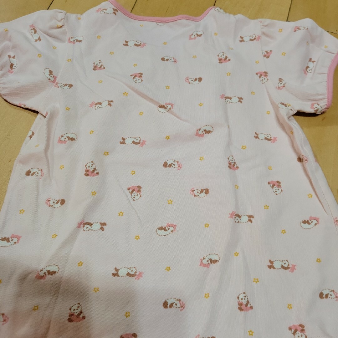 UNIQLO(ユニクロ)のユニクロ　キッズ　女の子　パジャマ　110  半袖 キッズ/ベビー/マタニティのキッズ服女の子用(90cm~)(パジャマ)の商品写真