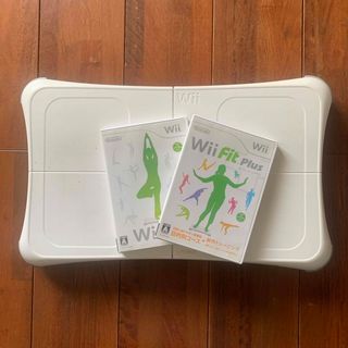 ウィー(Wii)のwii Fit バランスボード+ wii Fit2本(その他)