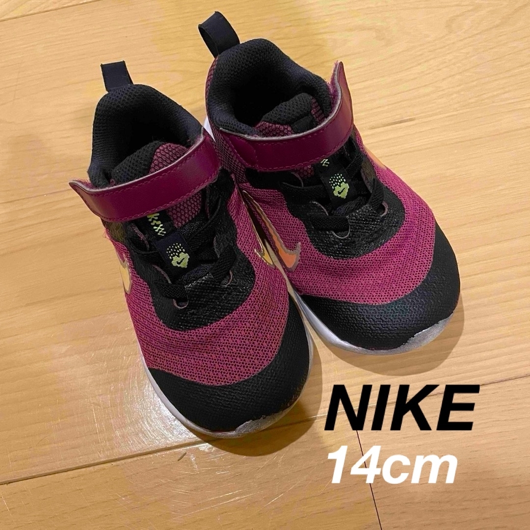 NIKE(ナイキ)の【中古】NIKE キッズスニーカー 14cm キッズ/ベビー/マタニティのベビー靴/シューズ(~14cm)(スニーカー)の商品写真