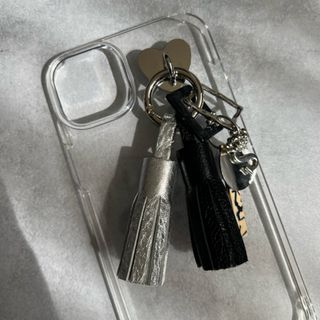 リアルレザー タッセル スマホアクセサリー キーリング キーホルダー 本革(キーホルダー/ストラップ)