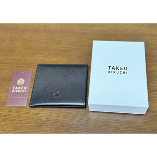 タケオキクチ(TAKEO KIKUCHI)のTAKEO KIKUCHI 二つ折り札入れ カモフラ裏地 黒 未使用(折り財布)