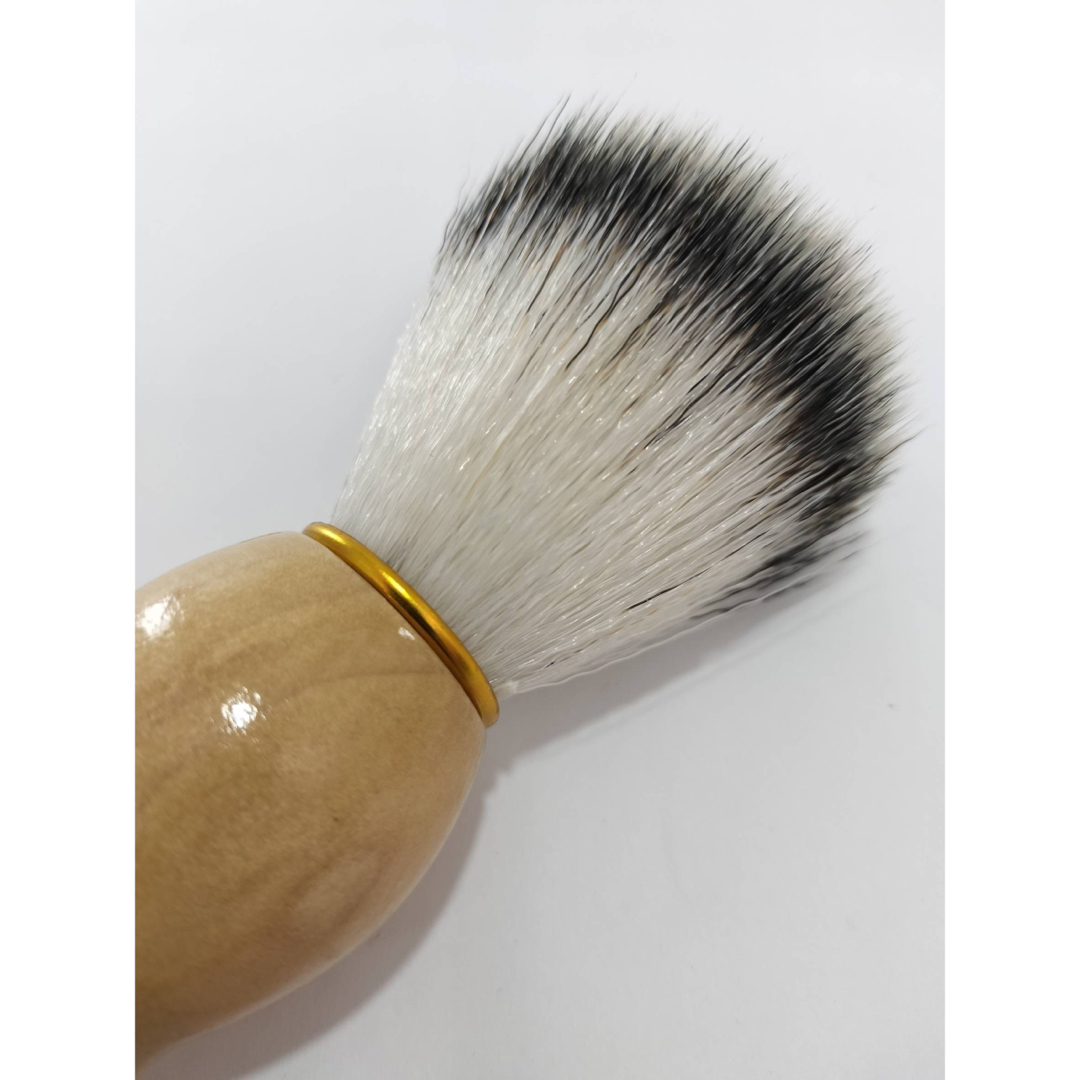 シェービングブラシ 髭剃りブラシ 理容 繊維毛 柔らかい 泡立て 木製ハンドル コスメ/美容のシェービング(その他)の商品写真