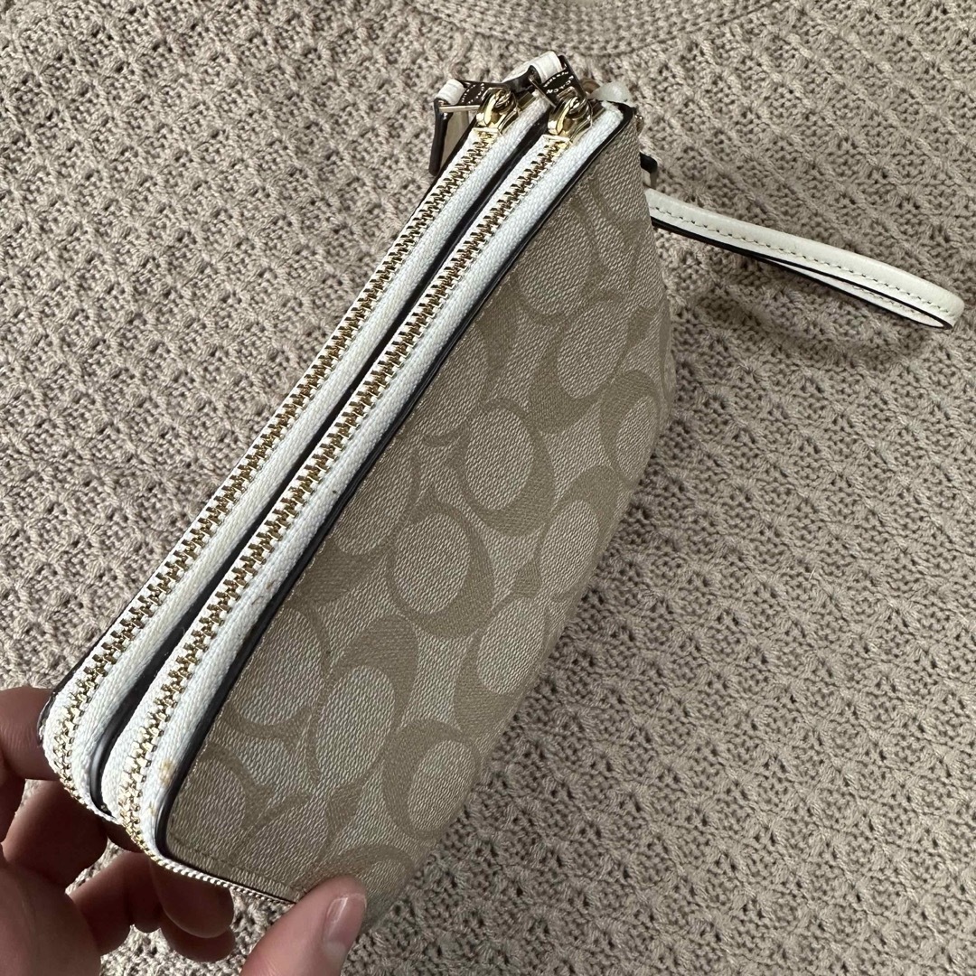 COACH(コーチ)のCOACH ポーチ レディースのファッション小物(ポーチ)の商品写真