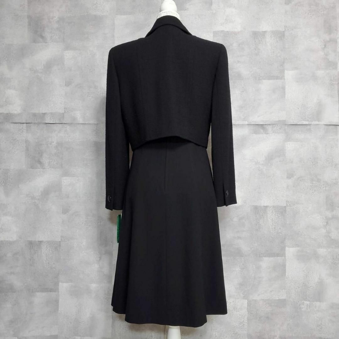 CARVEN(カルヴェン)の未使用タグ付 XL カルヴェン 東京ソワール ワンピースセットアップ 黒 日本製 レディースのフォーマル/ドレス(スーツ)の商品写真