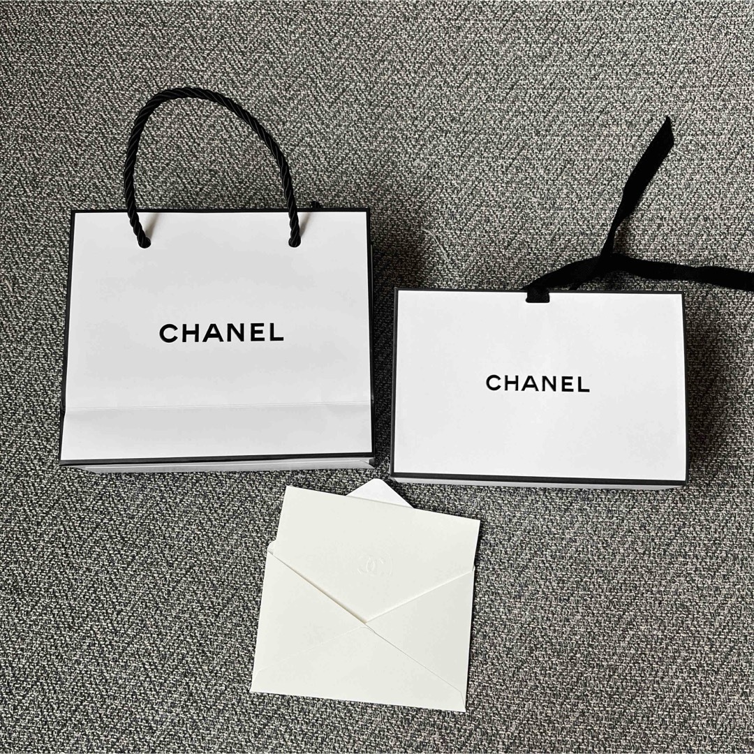 CHANEL(シャネル)のCHANEL紙袋、メッセージカード レディースのバッグ(ショップ袋)の商品写真